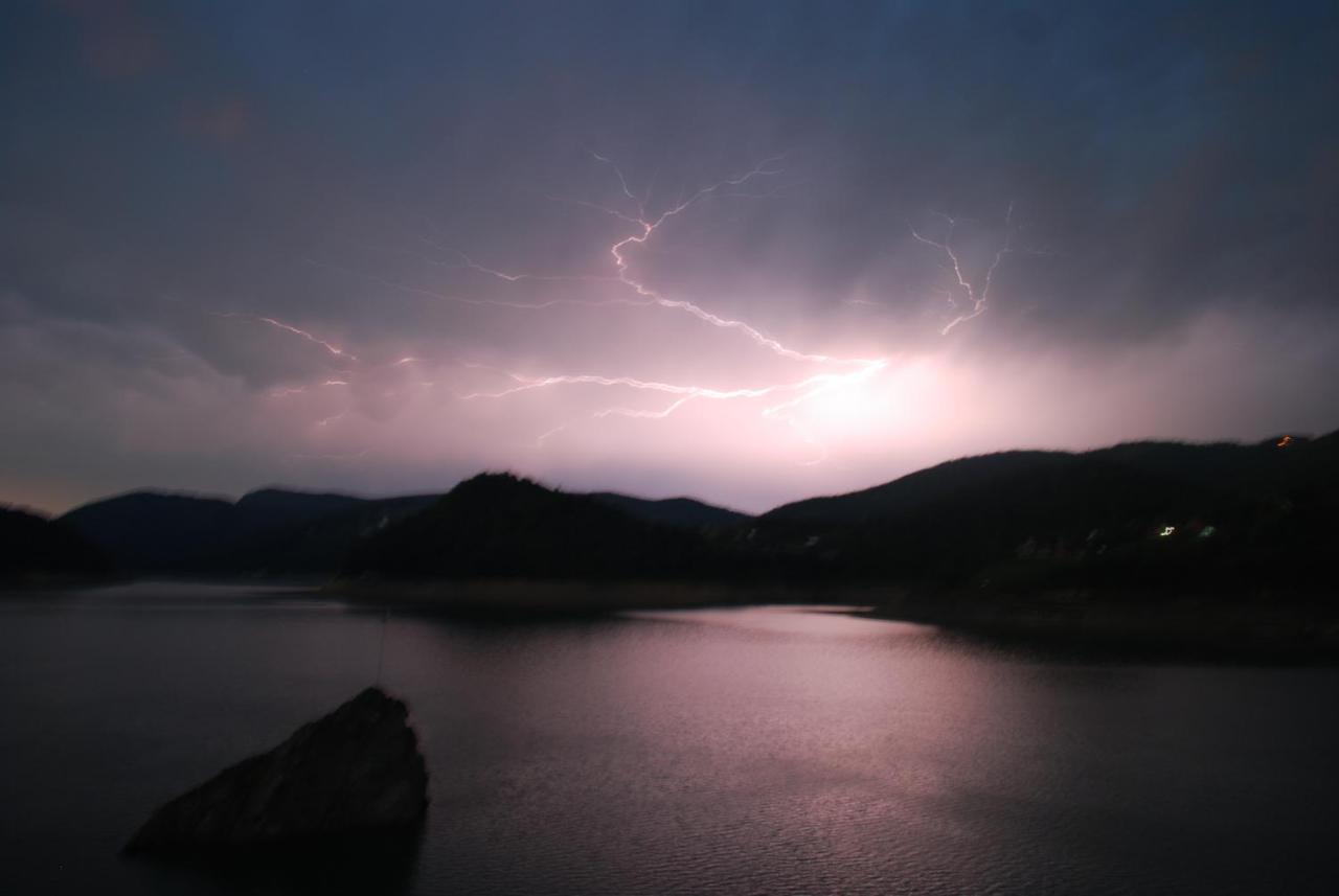 Tarski Dom Zaovine ภายนอก รูปภาพ